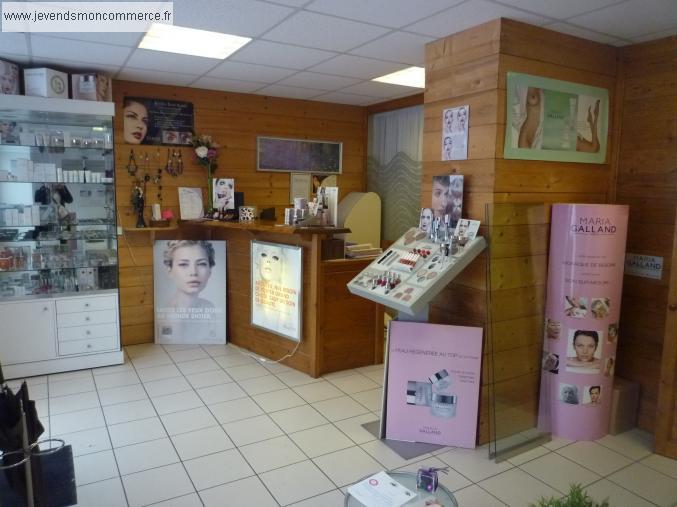 ville de Saint Julien en Genevois Salon de coiffure, esthétique à vendre, à louer ou à reprendre 