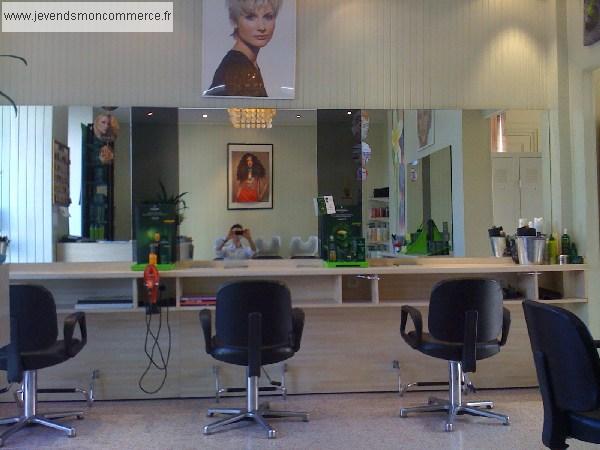 ville de neuilly sur marne Salon de coiffure, esthétique à vendre, à louer ou à reprendre 