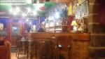 Bar pub cité de caractère QUINTIN en Bretagne commerce a vendre bord de mer